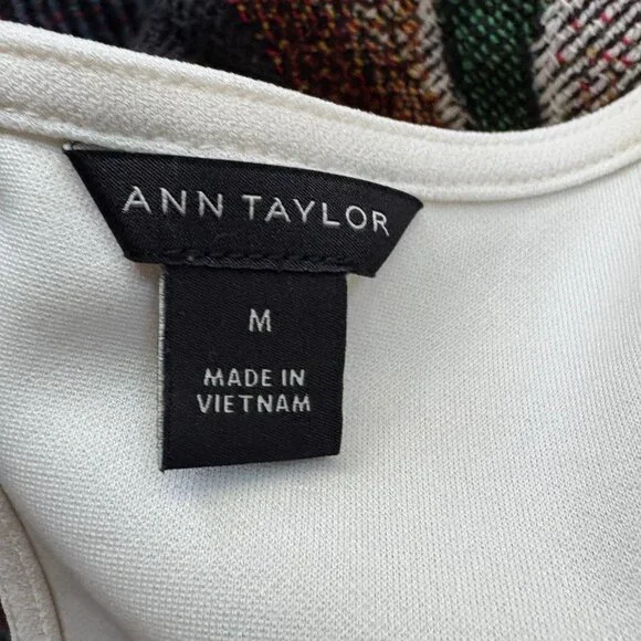 Ann Taylor Crepe Jersey V-Neck in Ivory - Picture 7 of 7